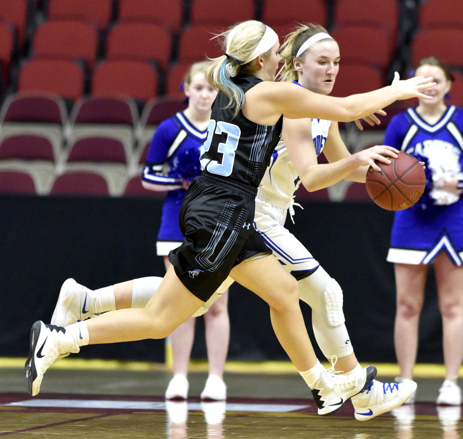 022718TH-crestwood-bball-6